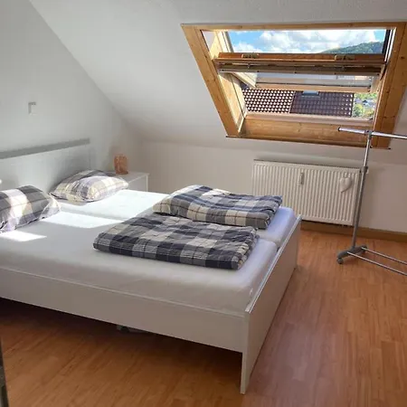 Eigene Im Dreifamilienhaus